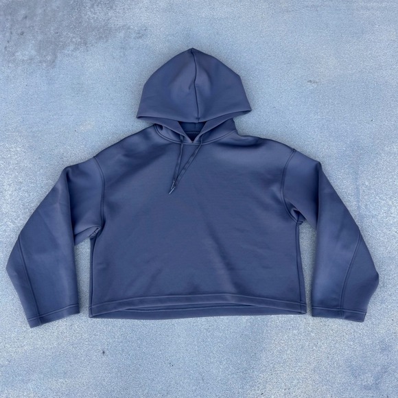 Uniqlo Tops - Uniqlo Dry Soft Hoodie Women Large Gray Cropped Boxy Sweatshirt